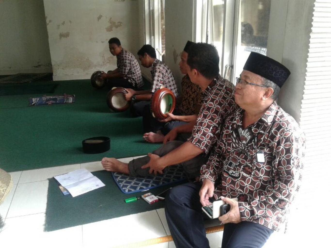 PAMONG DAN STAF DESA WONOKROMO EKSTRA RODAT